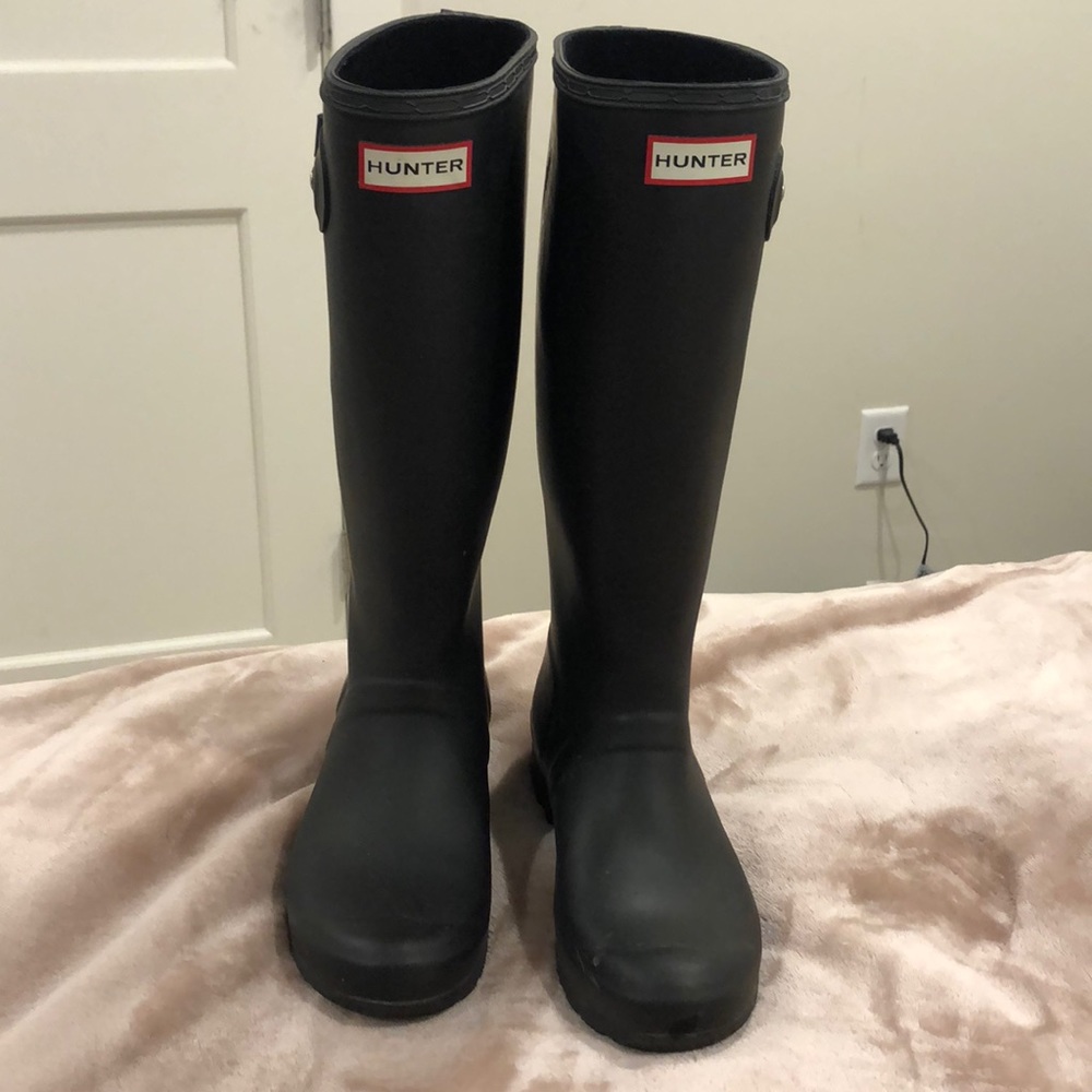 Tall matte black Hunter rain boots